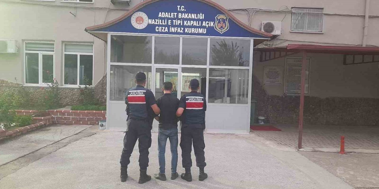 Taklit anahtarlarla evlere giriyordu, yakalandı