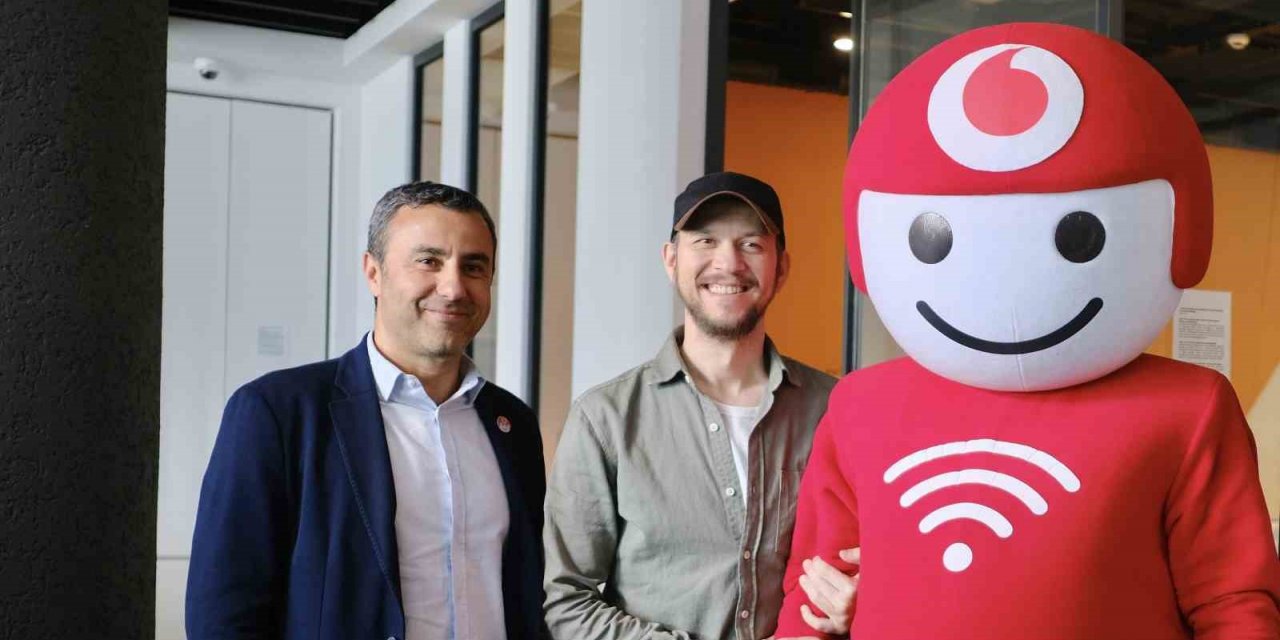 Ünlü oyuncu Öner Erkan TOBi’nin sesi oldu