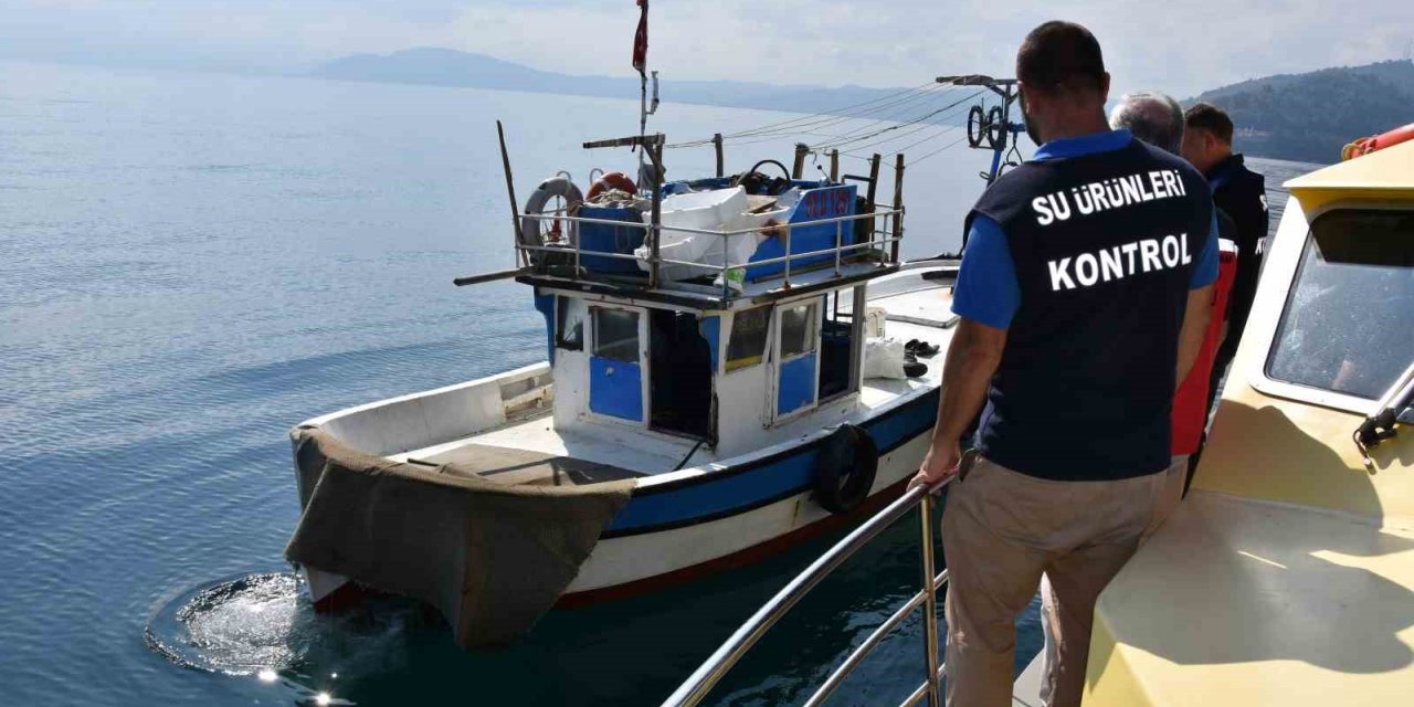 Yasa dışı su ürünleri avcılığına yönelik 9 bin 745 eş zamanlı denetim gerçekleştirildi