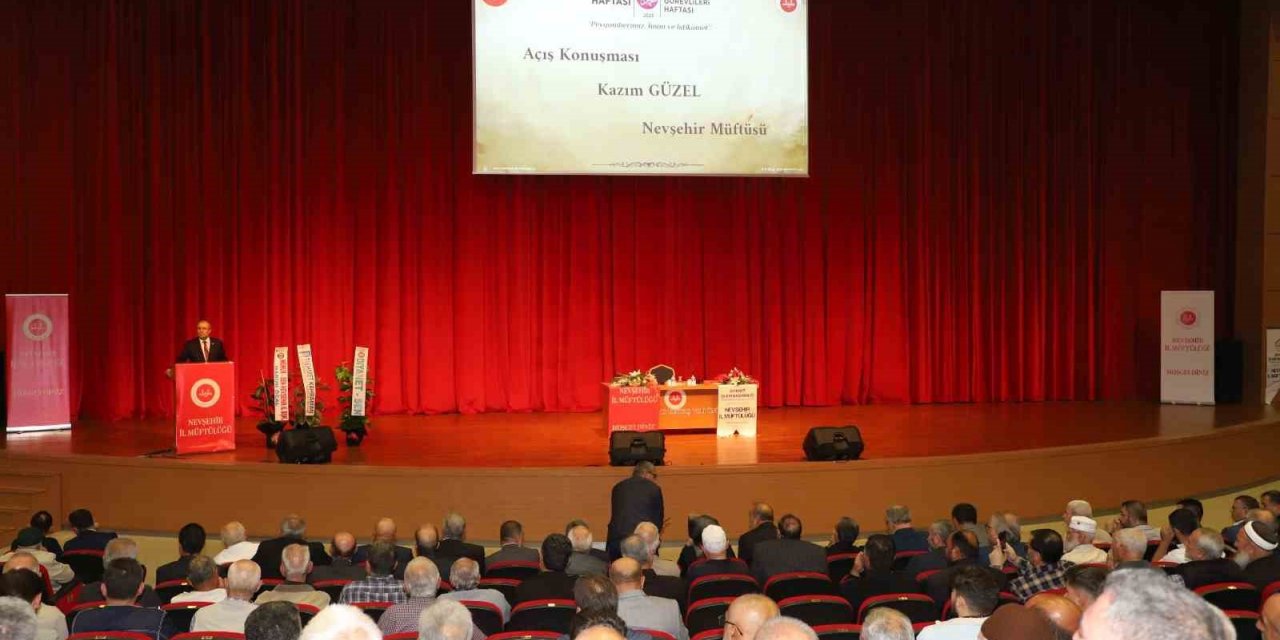 Diyanet İşleri Başkan Yardımcısı İşliyen NEVÜ’de konferans verdi