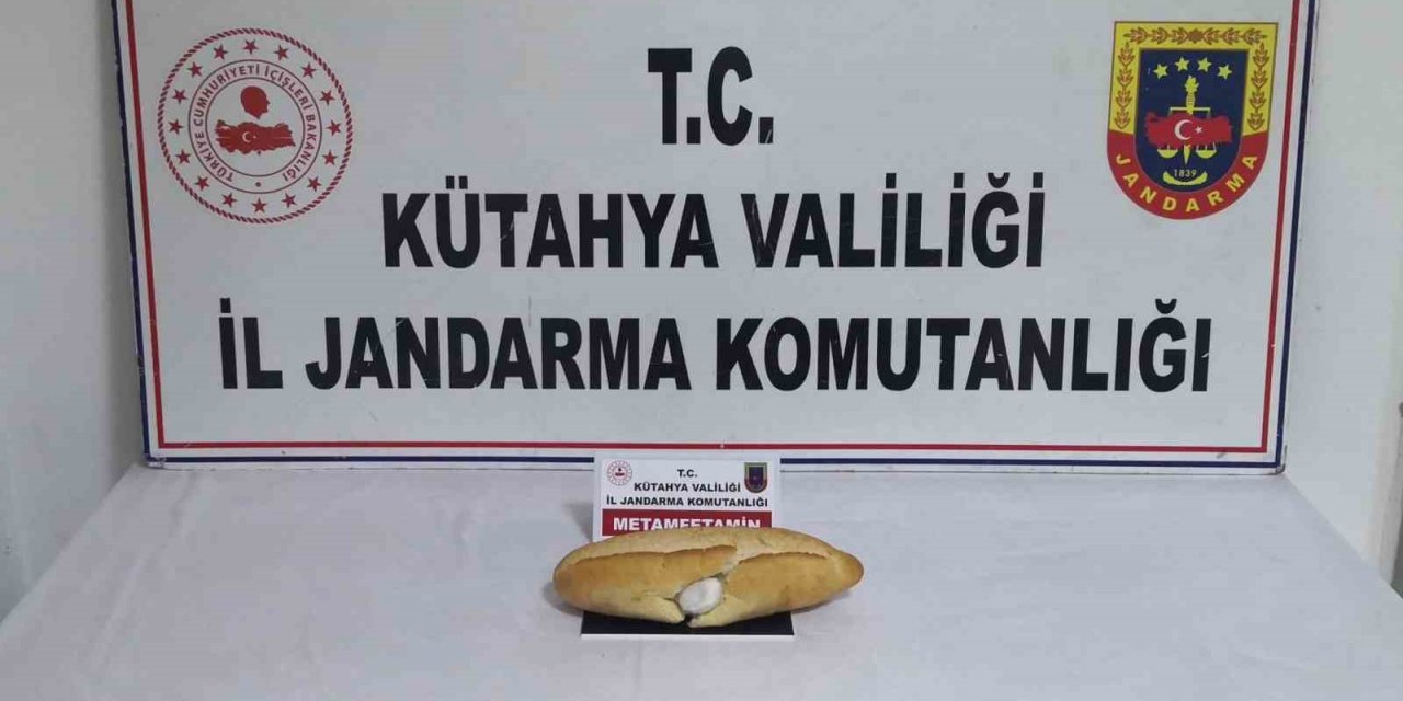 Kütahya’da ekmek arasına gizlenmiş uyuşturucu ele geçirildi