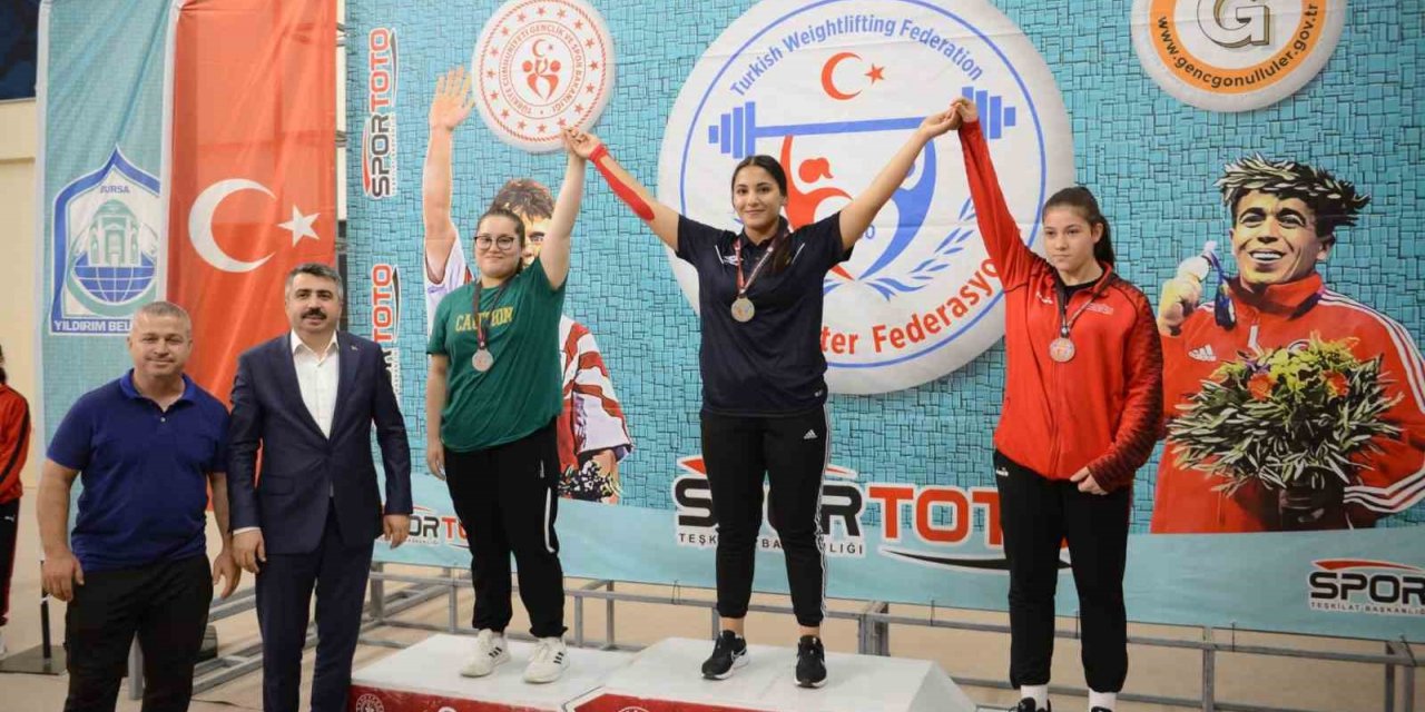 ’Naim’ler kıyasıya yarıştı