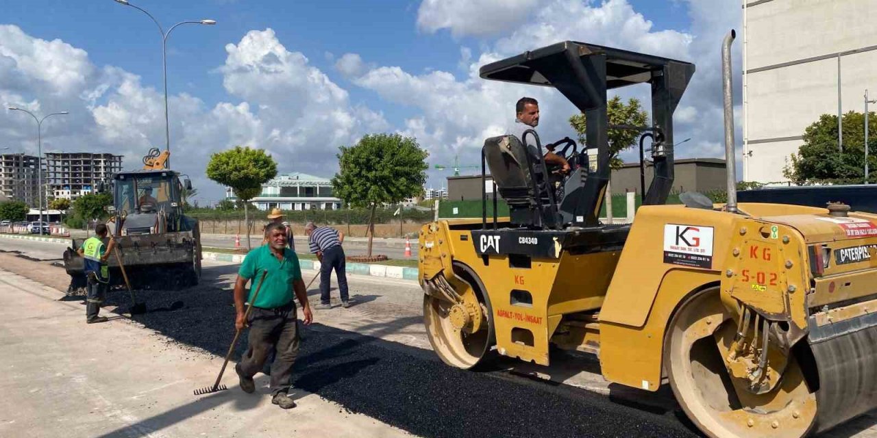 Osmaniye’de altyapısı tamamlanan yollarda bakım onarım çalışması