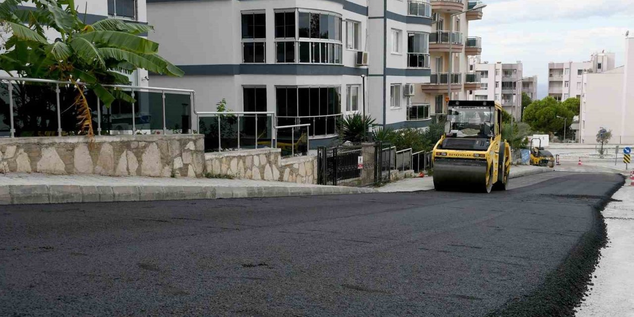 Kuşadası’nda hizmet seferberliği Ege Mahallesi ile sürüyor