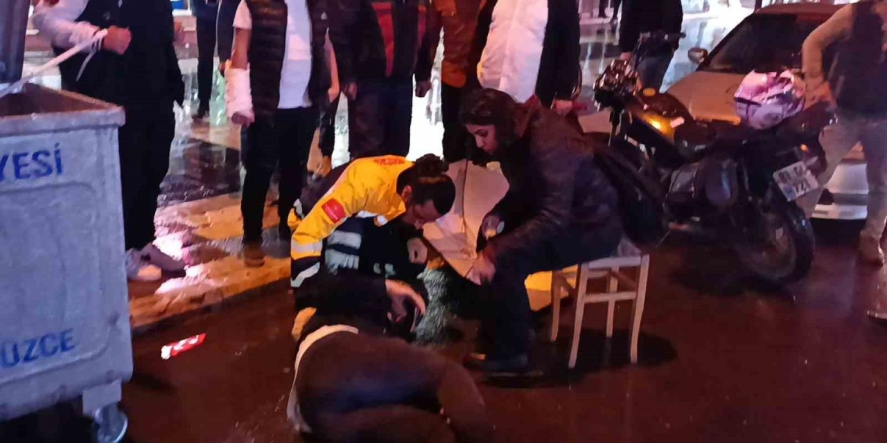 Minibüsle motosiklet çarpıştı: 1 yaralı