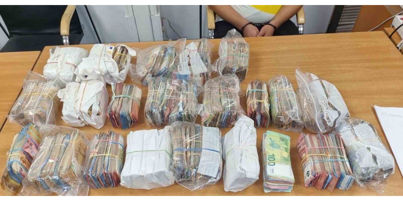 Bulgaristan sınırında 4 milyon lira değerinde para yakalandı