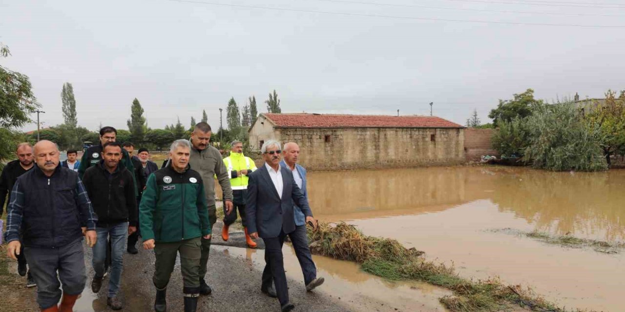 Niğde Valisi Çelik, sel bölgesinde inceleme yaptı