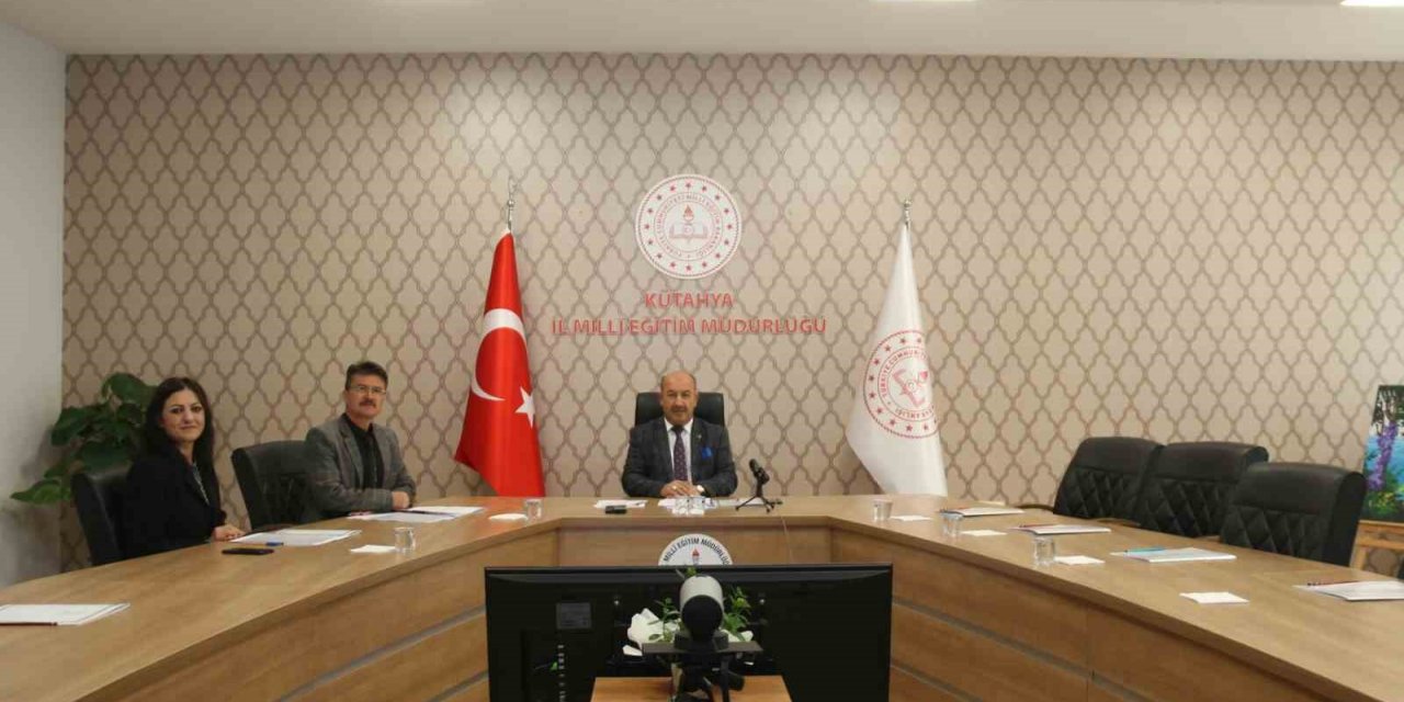 Kütahya’da taşımalı eğitim ve Değerler Eğitimi konuları masaya yatırıldı