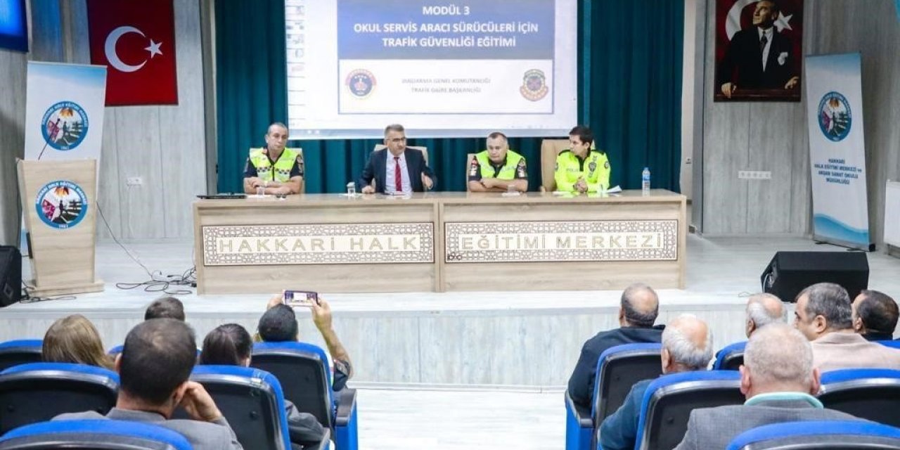 Hakkari’de okul servis şoförlerine eğitim