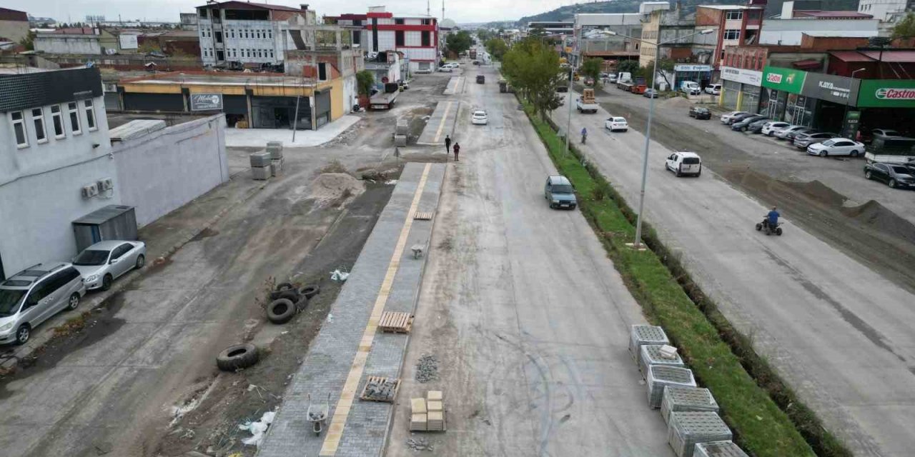Samsun sanayi bölgelerinde kaldırım çalışması