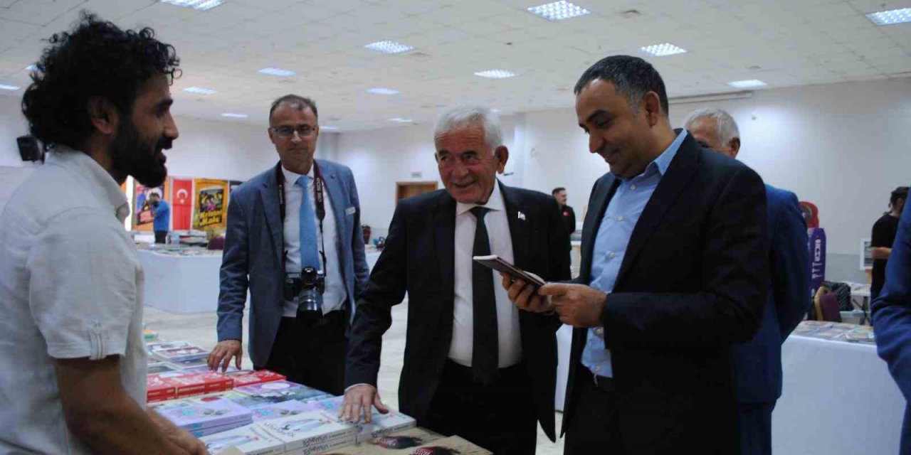 Eğirdir Kitap Fuarı başladı