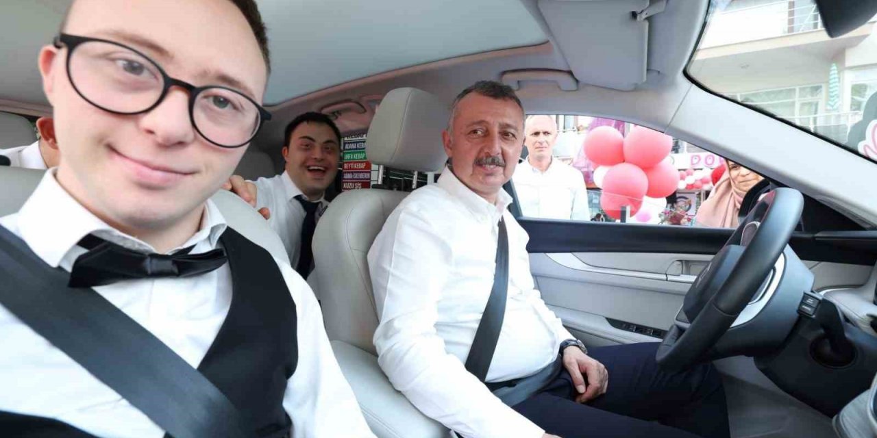 Özel çocuklar TOGG ile tur attı