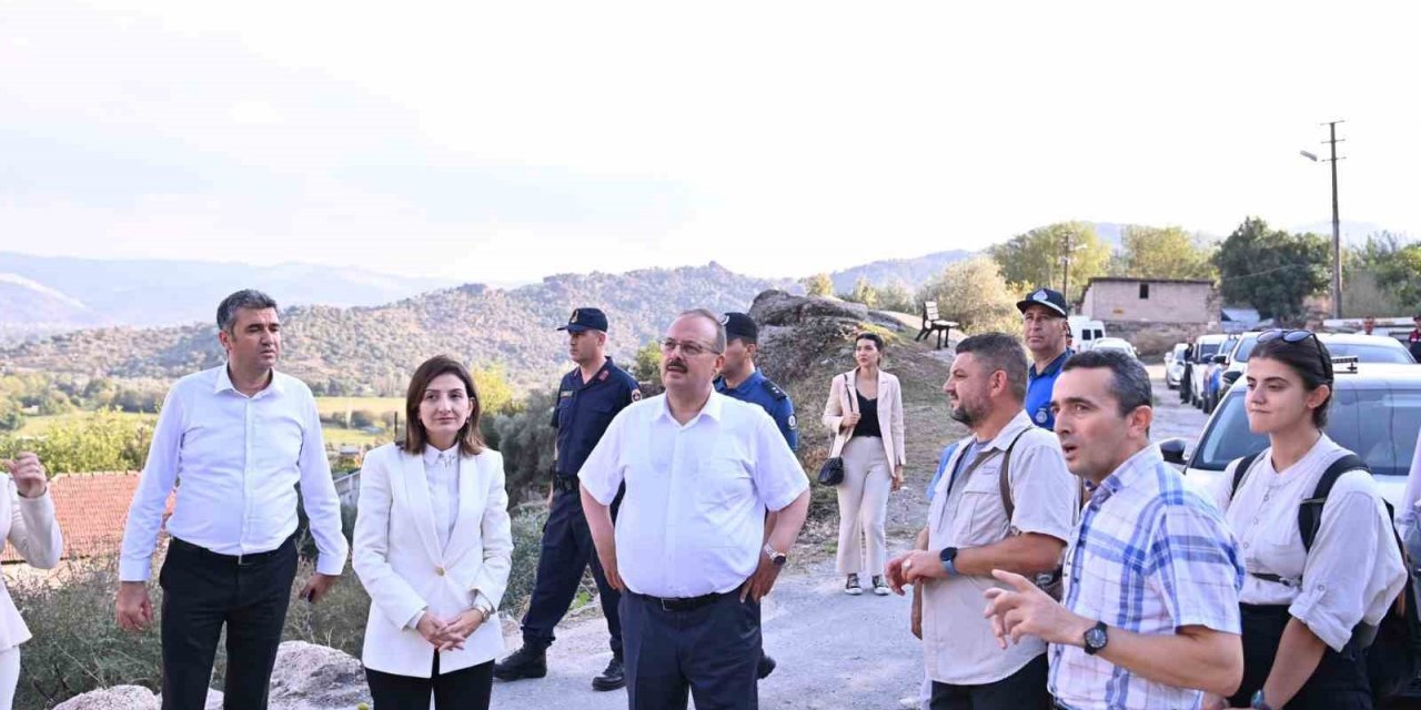 Vali Canbolat, Gül Esin Anı ve Kültür Evi çalışmalarını yerinde inceledi