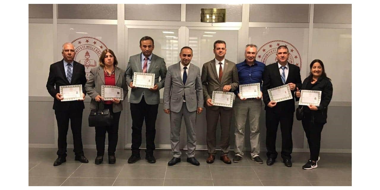 Ergene’de başarılı öğretmen ve idareciler ödüllendirildi