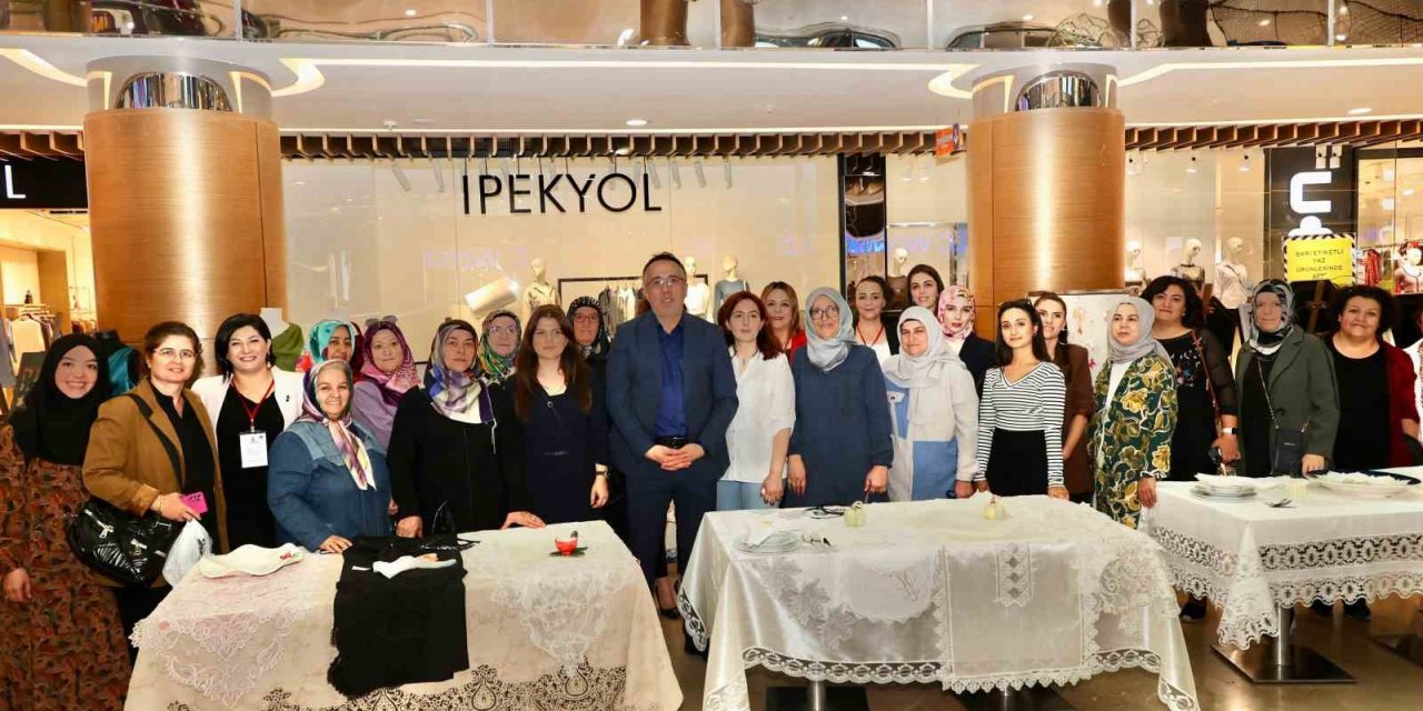 ‘El Emeği Göz Nuru Sergisi’nde el emeği ürünler sergileniyor