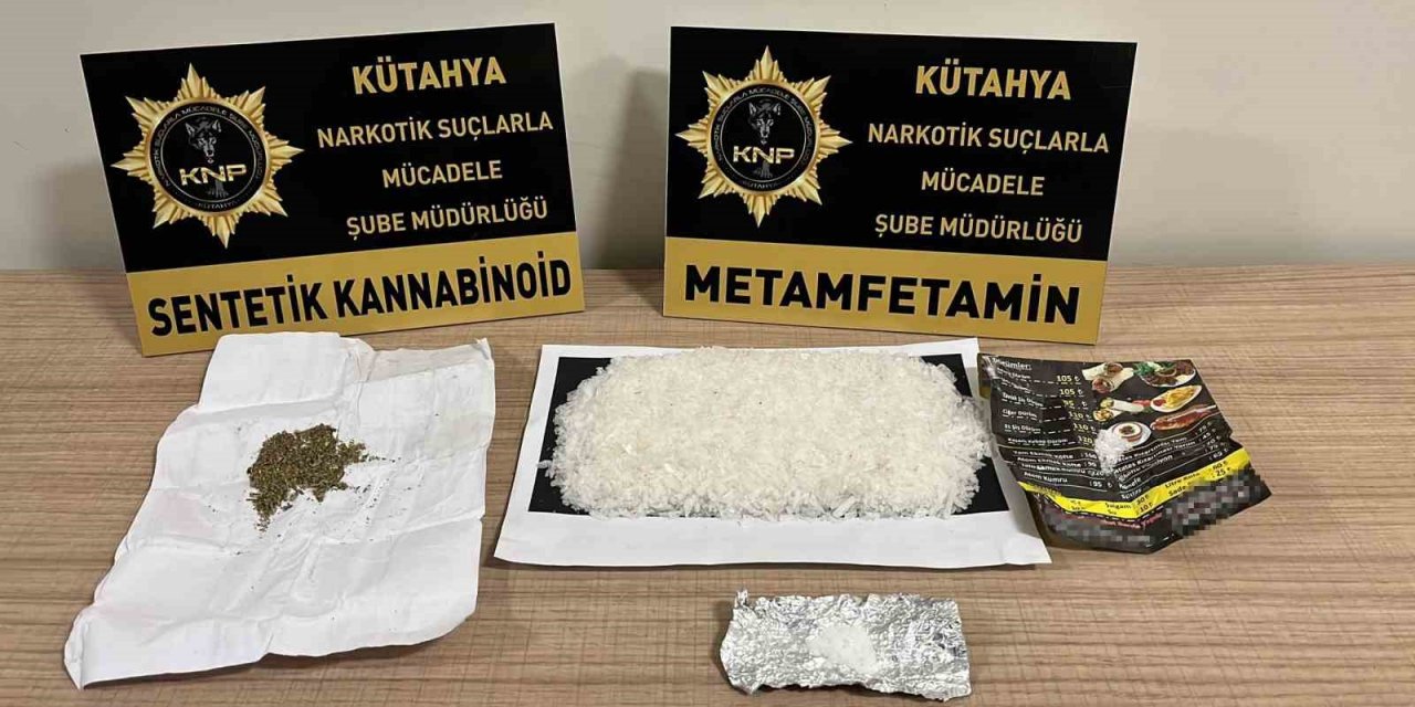 Araçtaki uyuşturucuyu narkotik köpeği ’Thor’ buldu