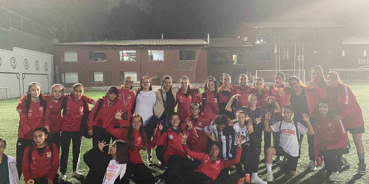 Kazanan dostluk oldu