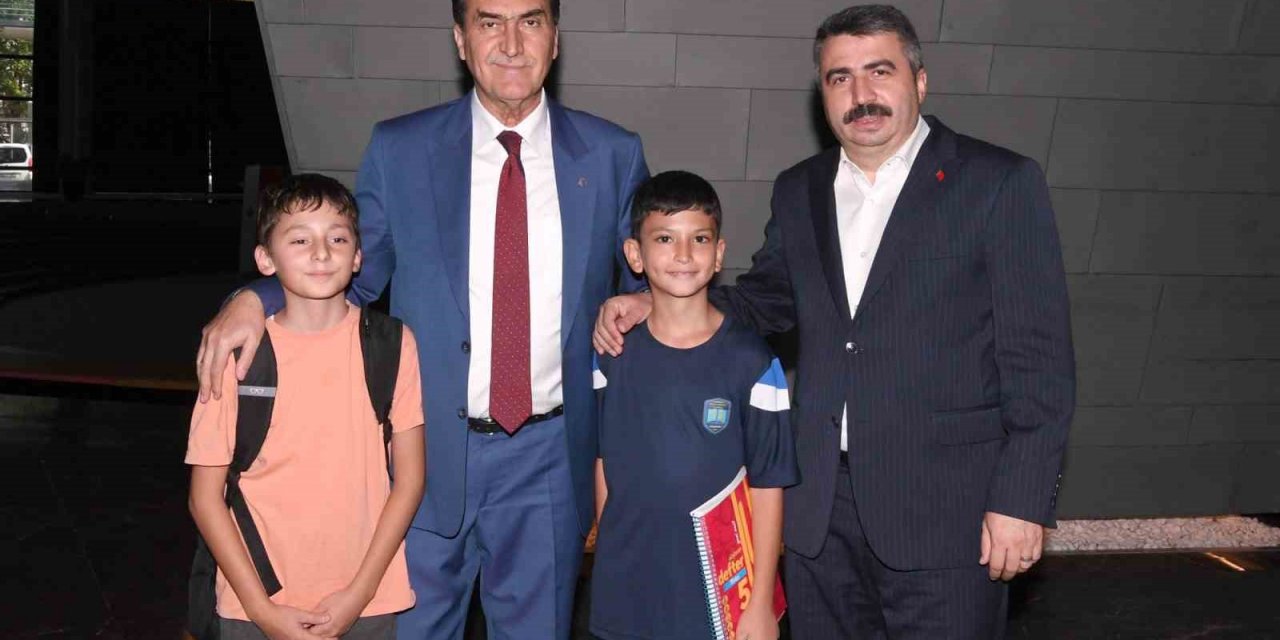 İki ilçeyi birbirine bağlayan köprü yenileniyor