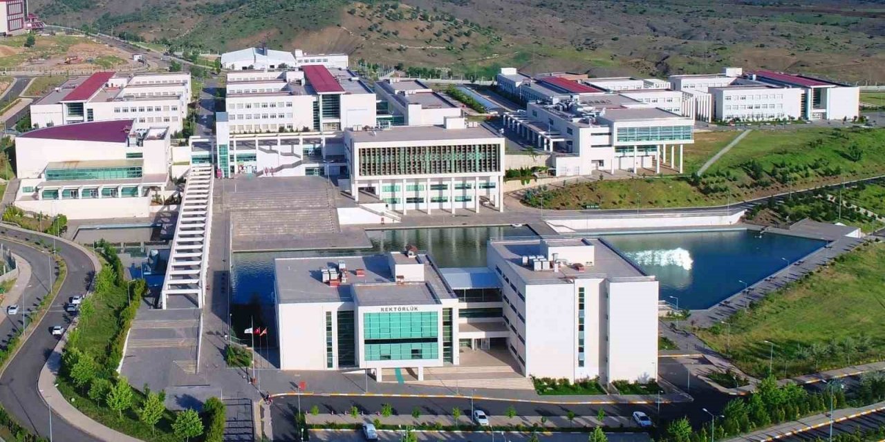 Şırnak Üniversitesinin düzenleyeceği ’Melaye Cizîrî Sempozyumu’ 12 Ekim’de başlıyor