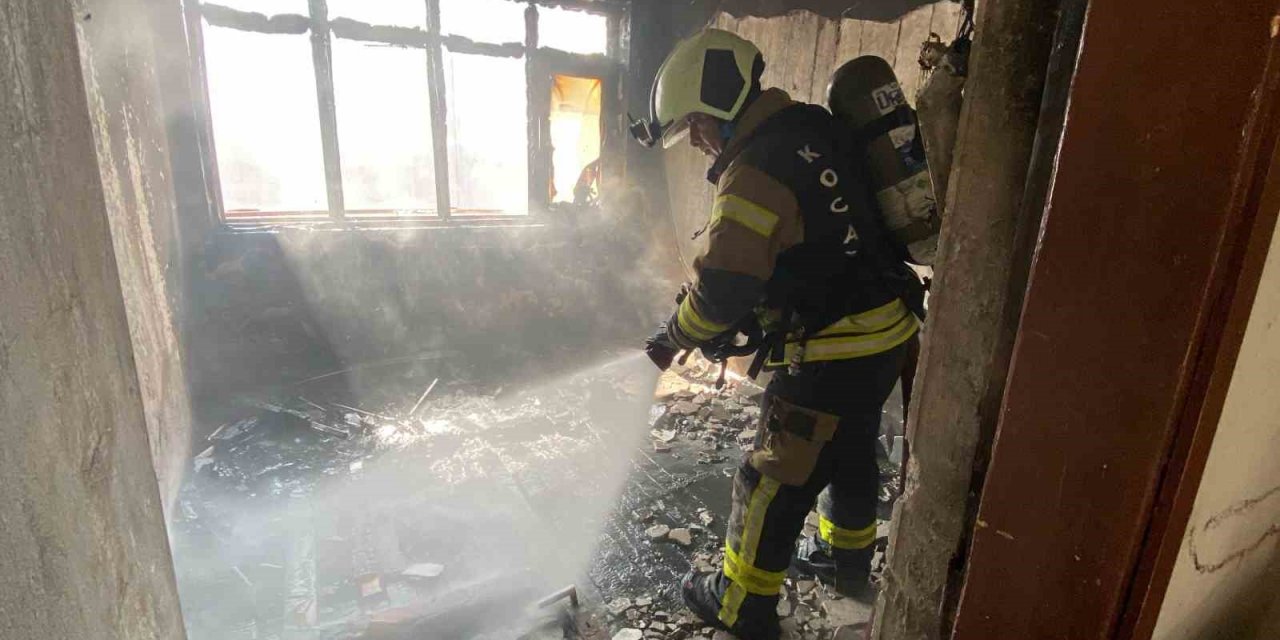 Kullanılmayan binada yangın çıktı