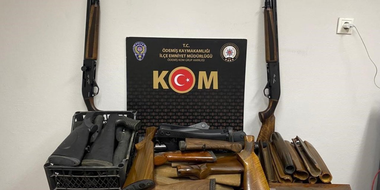 İzmir’de yasa dışı silah imalathanesine polis baskını