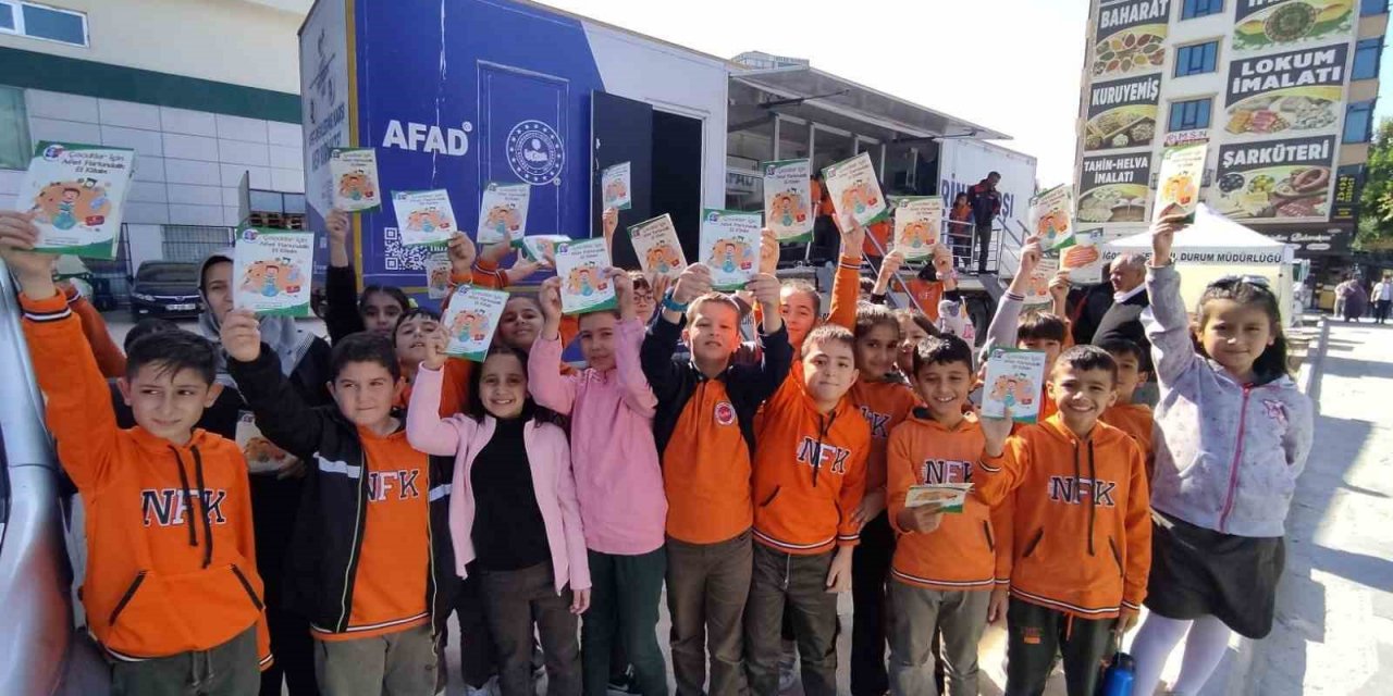 Öğrenciler depremi yaşayarak öğrendi