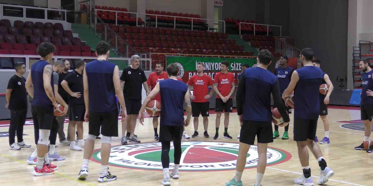 Beşok, “Görüntüde biz favoriyiz ama hiçbir maç oynanmadan kazanılmaz”