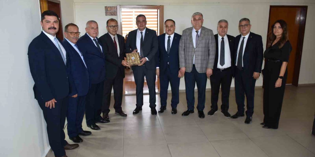 Aydın Ticaret Borsası Heyeti, İl Tarım ve Orman Müdürü Altıntaş ile görüştü