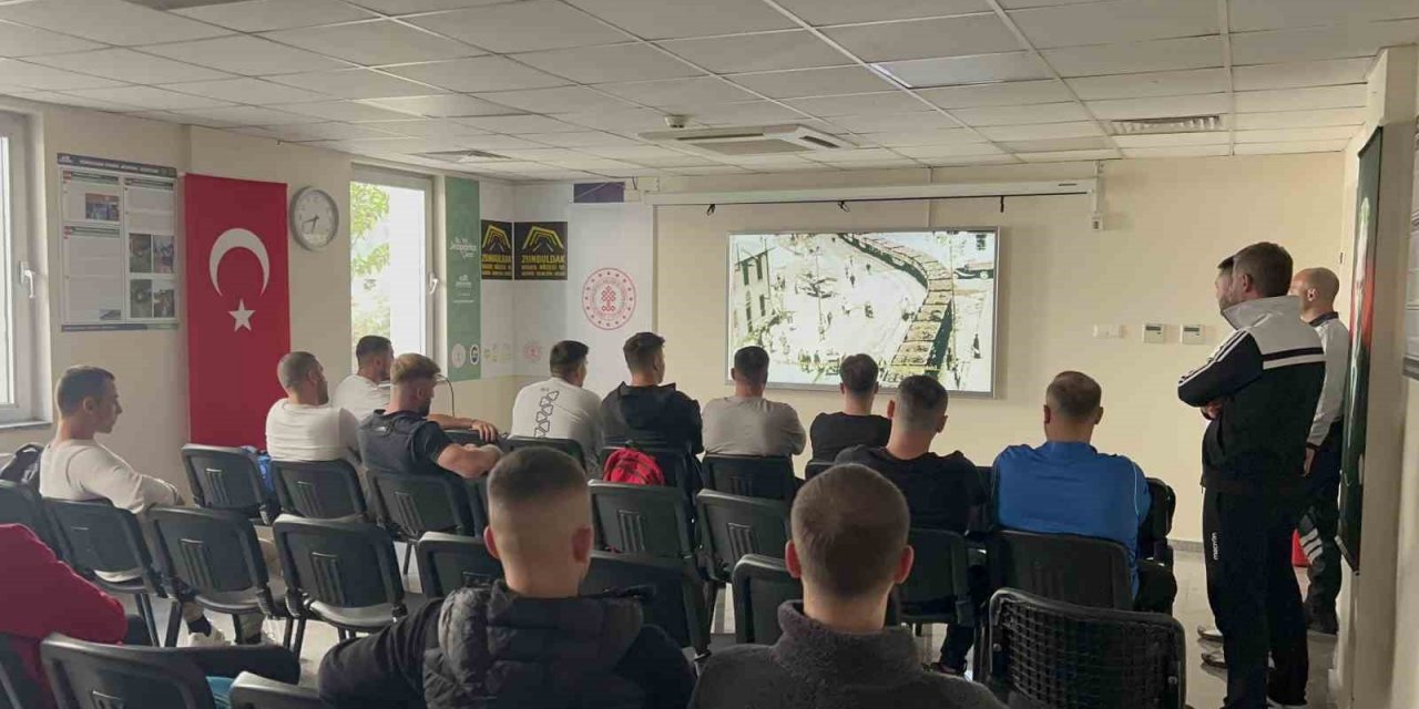 Madenci şehrinde 37 yıl sonra kurulan takımı Maden Müzesi’nde tanıttılar