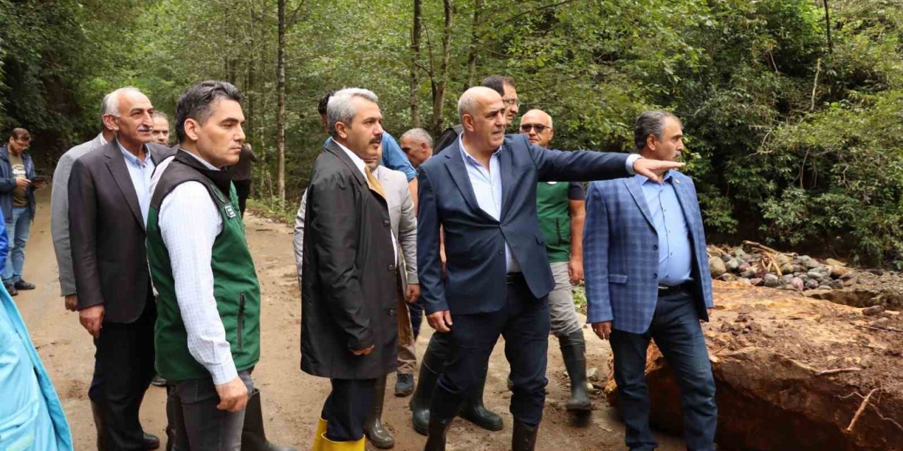 Rize Valisi Baydaş: "Metrekareye 200 kilogramın üzerinde düşen bir yağışla karşı karşıya kaldık”