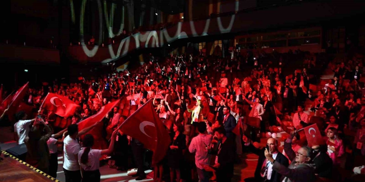 İş dünyası PERYÖN 31. İnsan Odaklı Yönetim Kongresi’nde buluştu