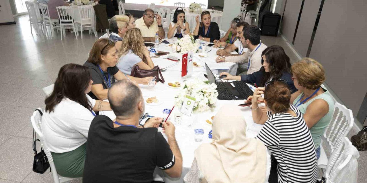 Mersin’de ’Sokak Hayvanları Çalıştayı’