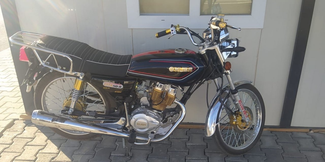 Depremzedenin park halindeki motosikleti çalındı