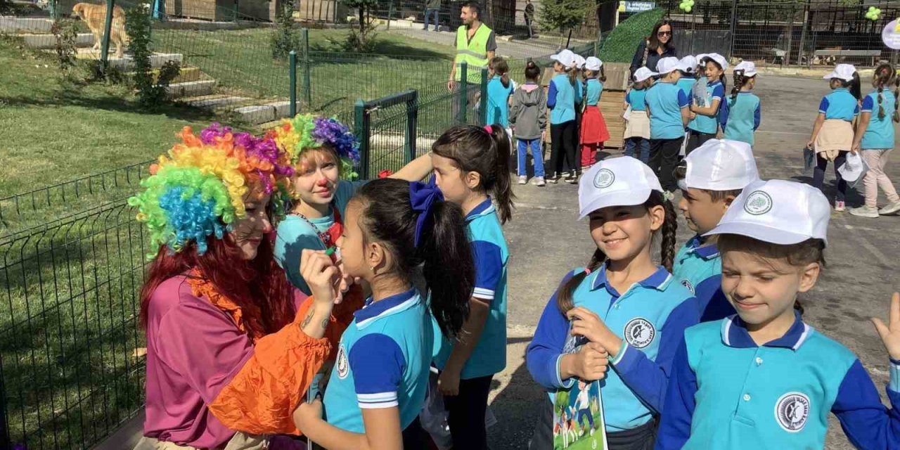 Minikler can dostlarla bir araya geldi