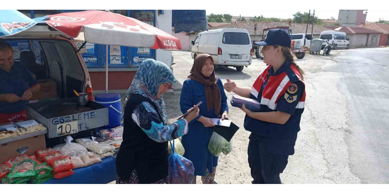 Jandarma ekipleri, köylerdeki bilgilendirme faaliyetlerini sürdürüyor