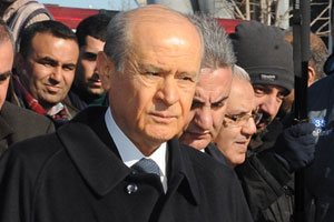 Bahçeli'yi sinirlendiren soru