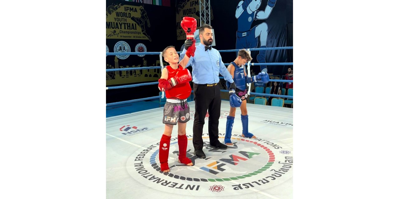 Canikli sporcular dünya şampiyonasında zirveye koşuyor