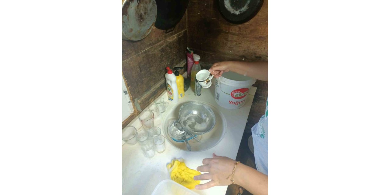 Okul taşındı, mahallelinin suyu kesildi