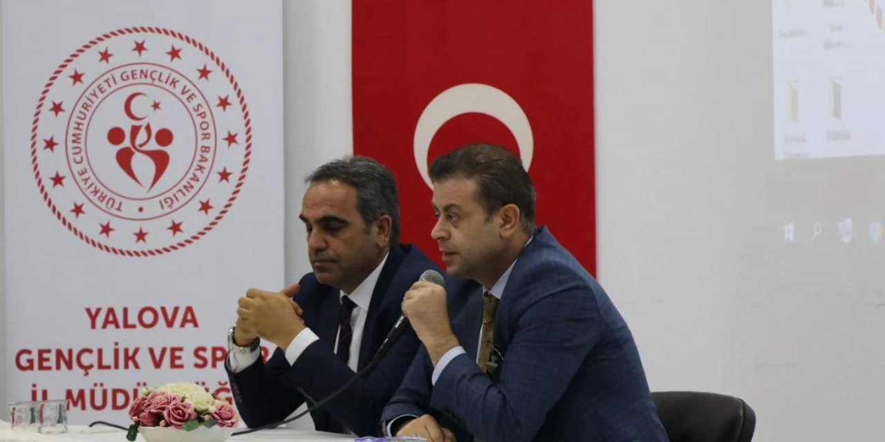 Yalova’da okul sporları değerlendirme ve planlama toplantısı yapıldı