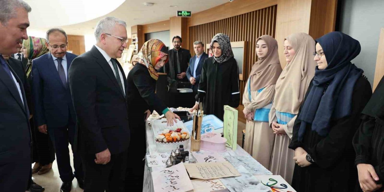 Vali Şimşek: “Gayretle çalışıyorsunuz”