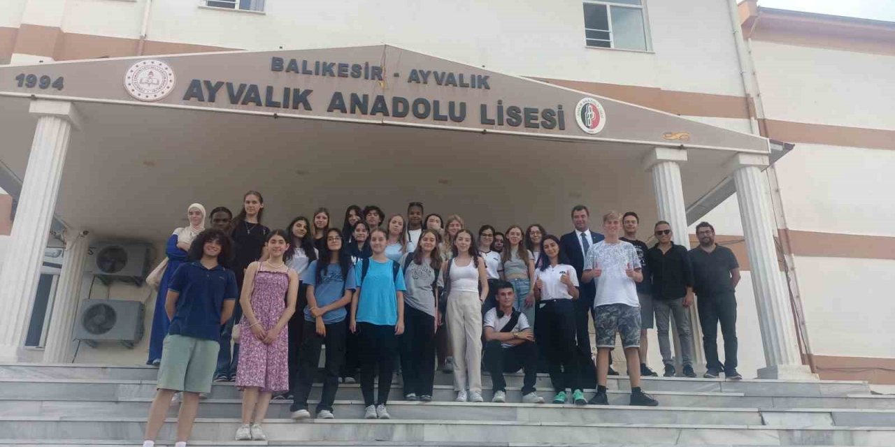 Ayvalık’ta AYAL Almanyalı öğrencileri ağırladı