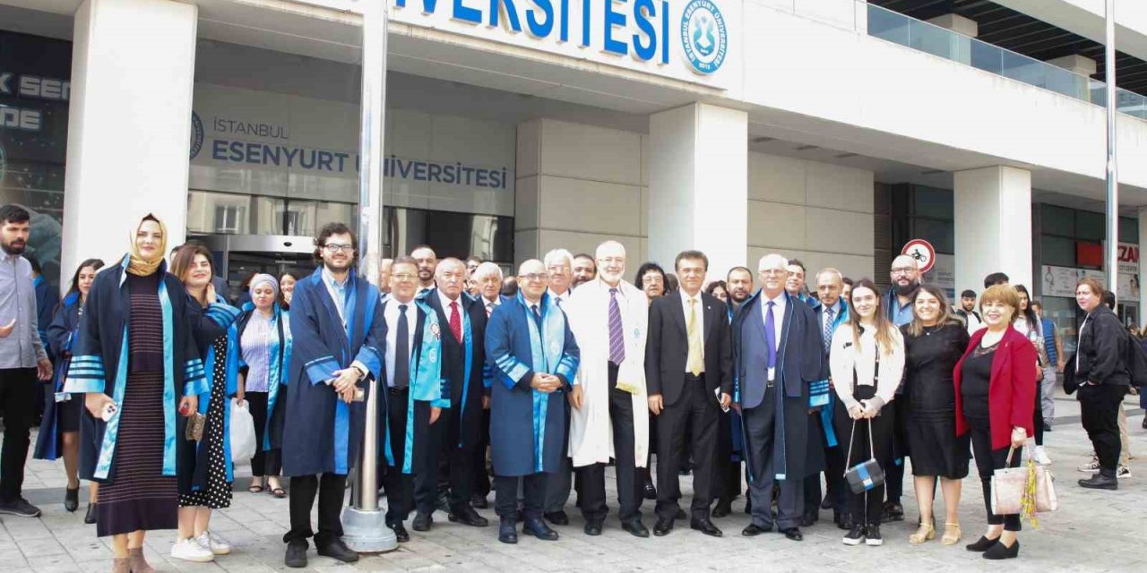 İstanbul Esenyurt Üniversitesi yeni akademik yıla başladı