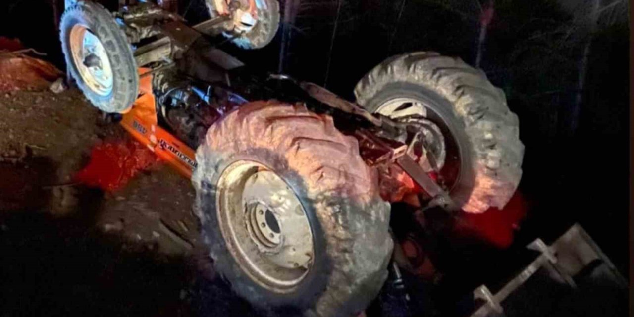 Orman işçisi traktörün altında kaldı