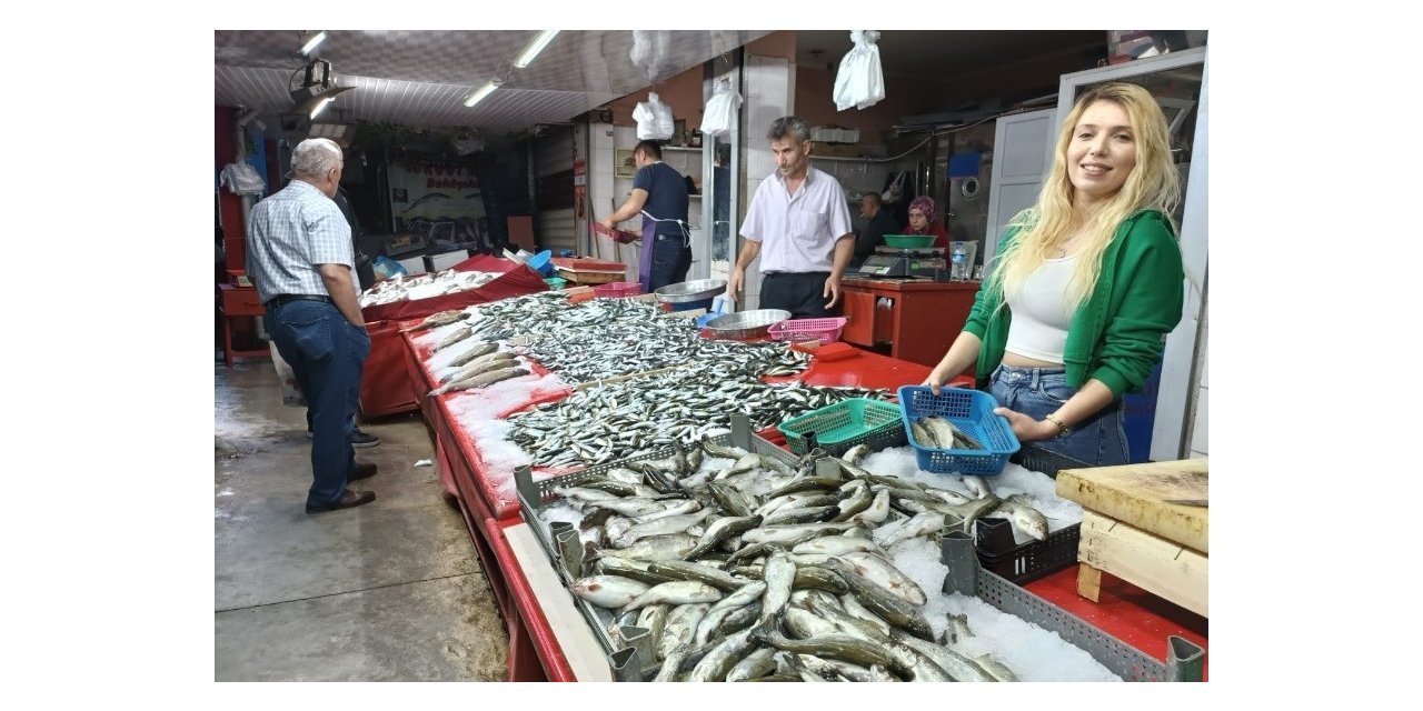 Tavşanlı balık pazarında hareketlilik