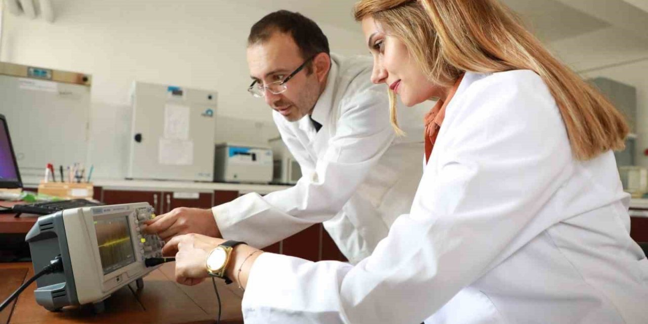 BARÜ’de ahşapta bulunan elektriksel potansiyel araştırılıyor