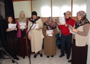 Altınekin'de ''ana-kız okuldayız'' kampanyası