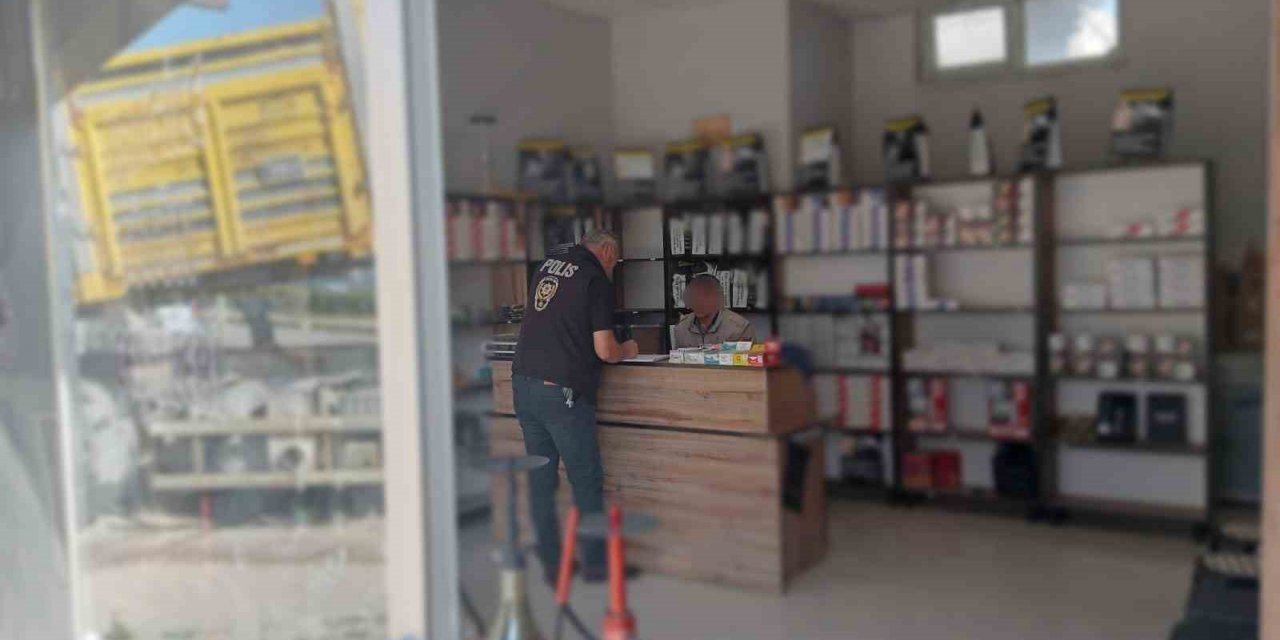 Polis ekiplerinden okul çevrelerinde denetim