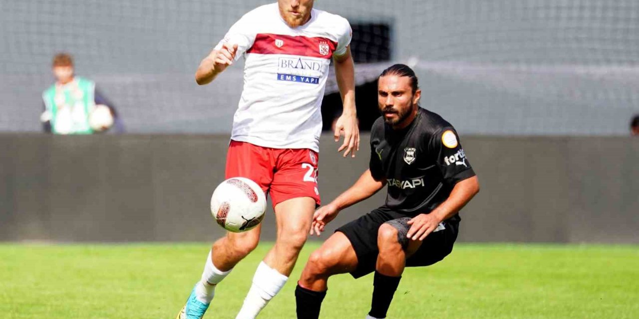 Trendyol Süper Lig: Pendikspor: 0 - Sivasspor: 1 (İlk yarı)