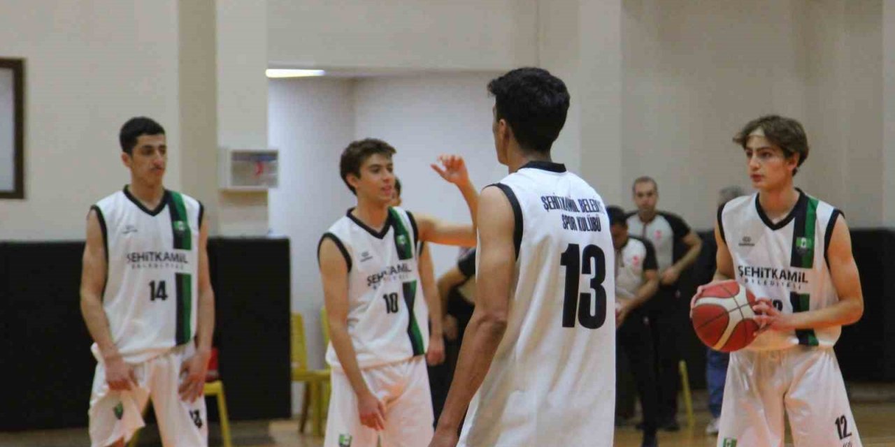 Potada, gençlere büyük şans