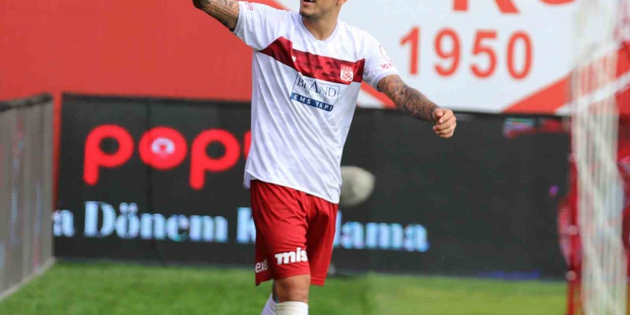 Sivasspor’da Ray Manaj golle tanıştı